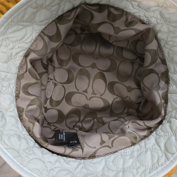 Coach Bucket Hat - Picture 6 of 6